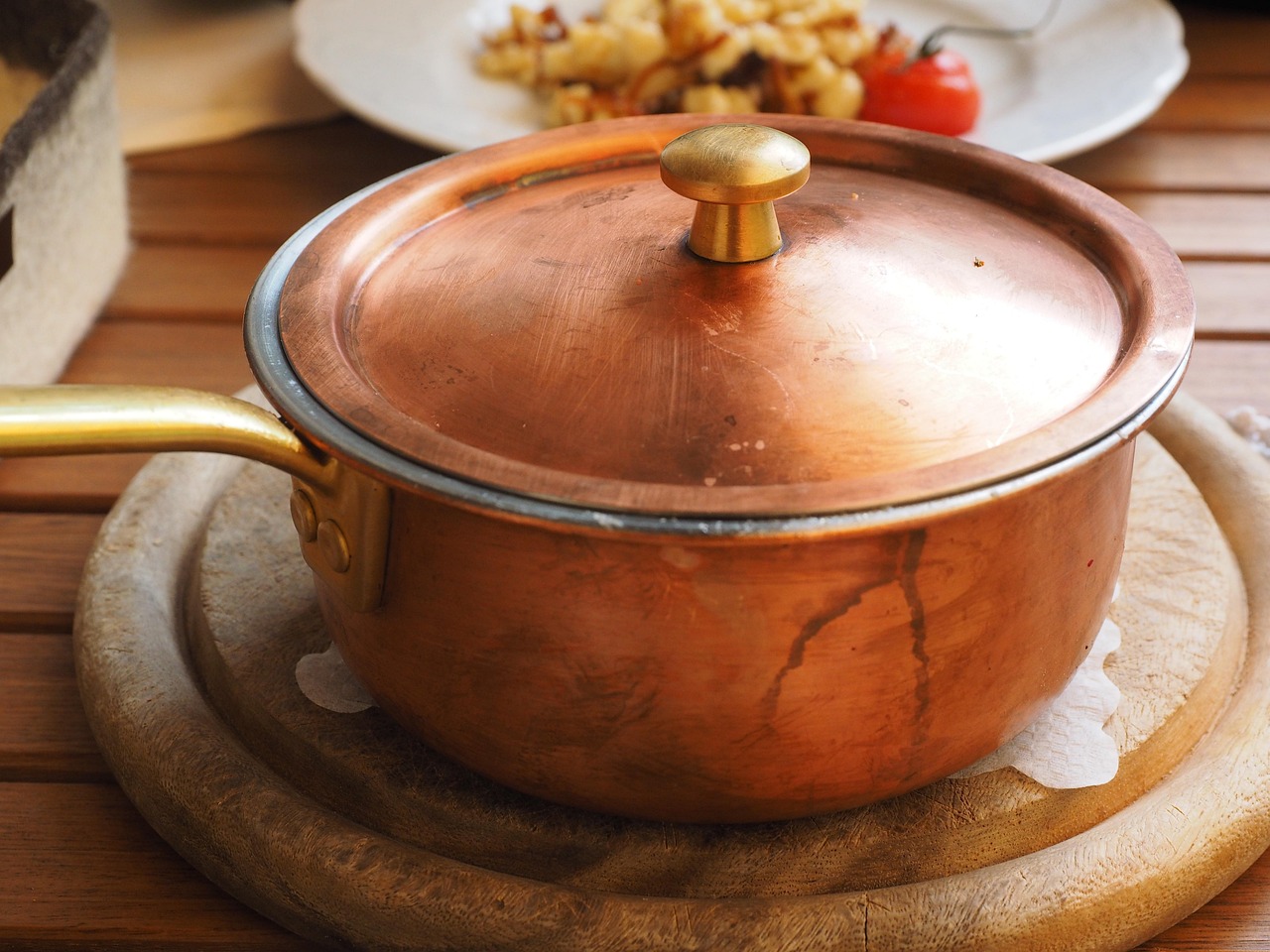 Traditional handcrafted pure brass Mughlai Handi (also known as a Lagan Handi or Degchi) equipped with a matching fitted lid