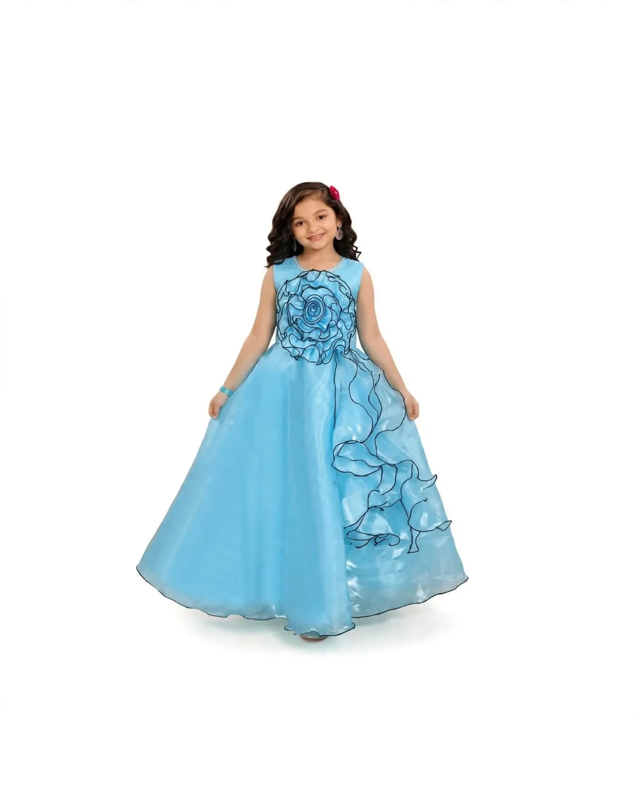 length party gown designed covering the center of the bodice, framed by a delicate contrasting black piped border.